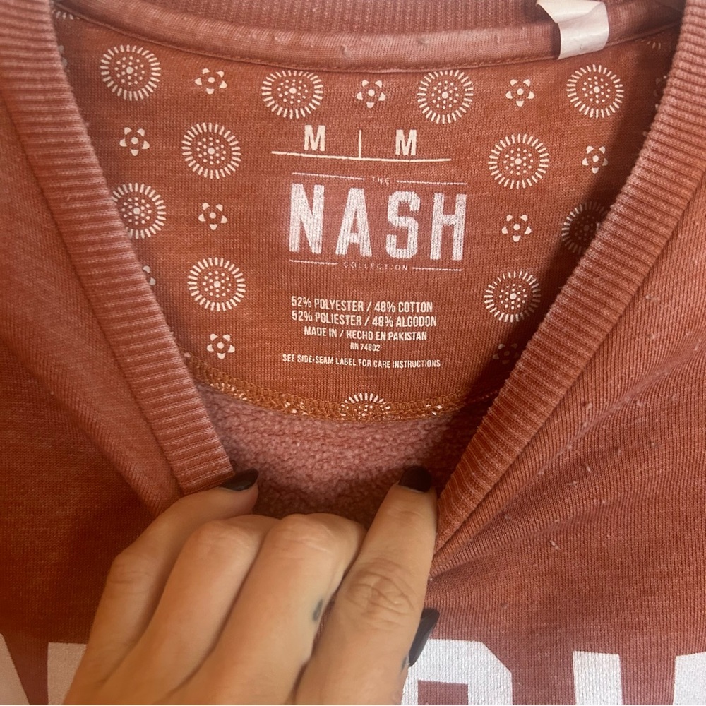 The Nash Collection Nashville Women’s Distressed Crewneck Medium Burnt Orange View 2